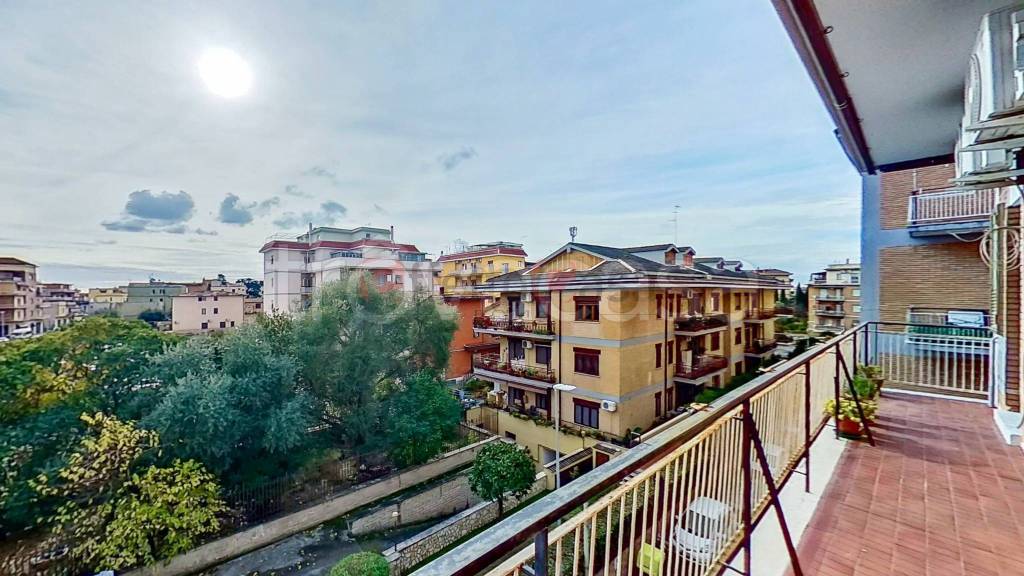 appartamento in vendita a Roma in zona Torre Maura