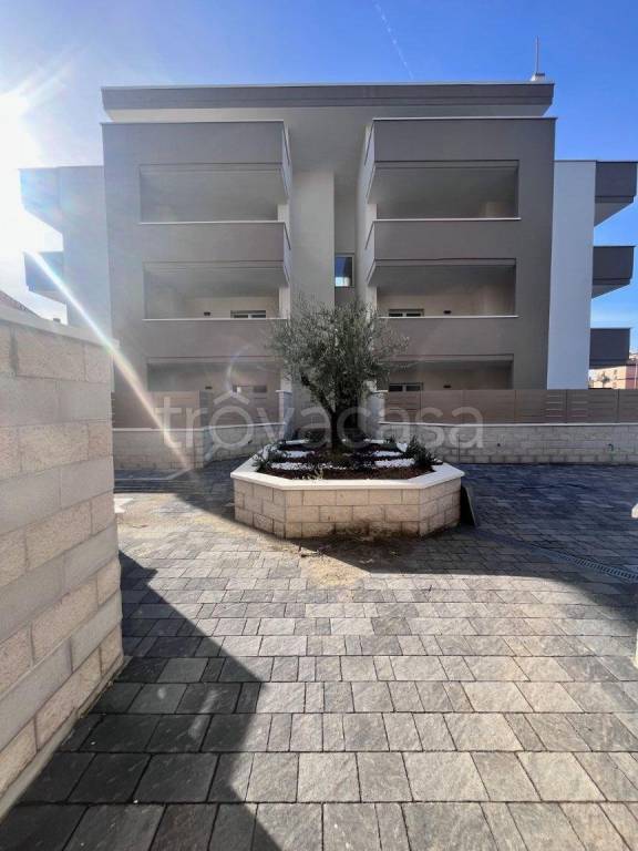 appartamento in vendita a Roma in zona Romanina