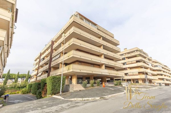 appartamento in vendita a Roma in zona Ponte di Nona