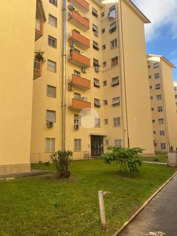 appartamento in vendita a Roma in zona Don Bosco