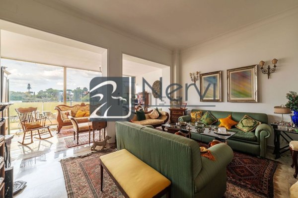 appartamento in vendita a Roma in zona Tomba di Nerone