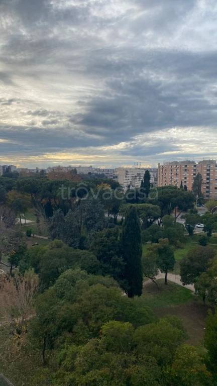 appartamento in vendita a Roma in zona Spinaceto