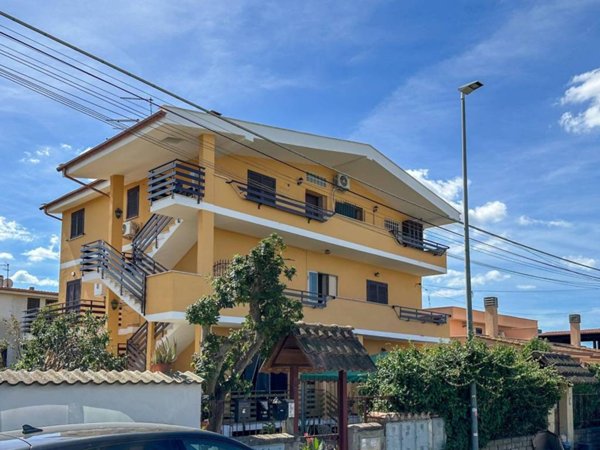 appartamento in vendita a Roma in zona Dragona/Bagnoletto