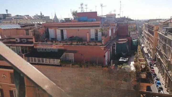 appartamento in vendita a Roma in zona Centro Storico