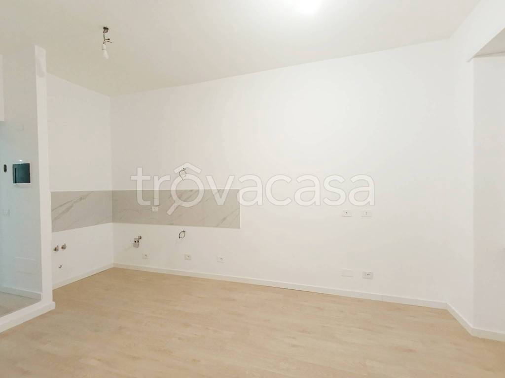 appartamento in vendita a Roma in zona Acilia