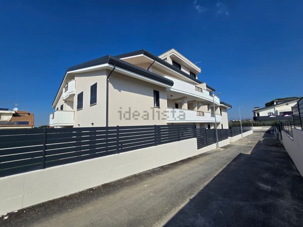 appartamento in vendita a Roma in zona Tor Vergata/Torrenova