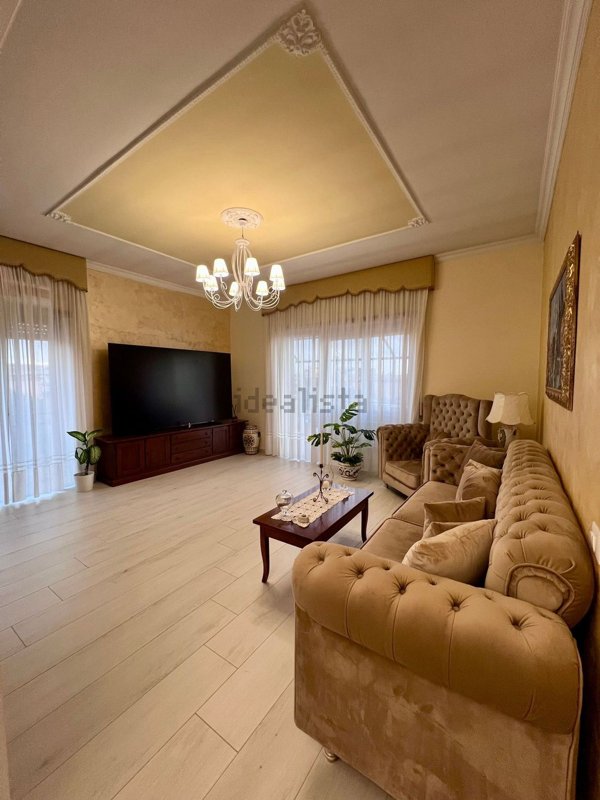 appartamento in vendita a Roma in zona Ostia Antica