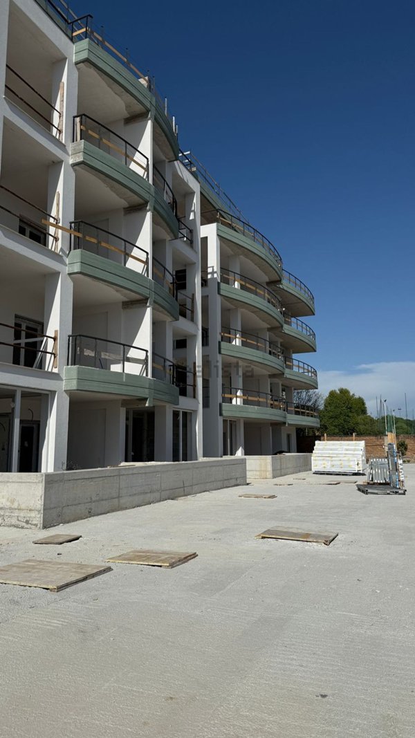 appartamento in vendita a Roma in zona Ostiense