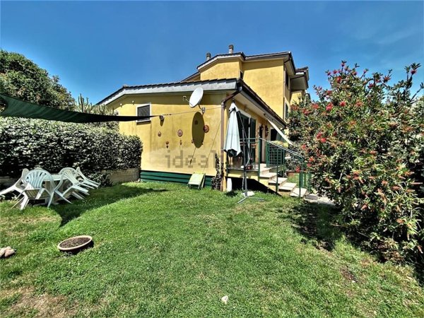 appartamento in vendita a Roma in zona Infernetto