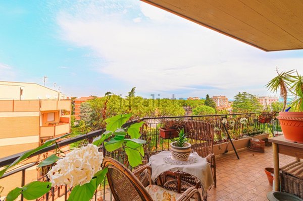 appartamento in vendita a Roma in zona EUR