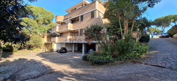 appartamento in vendita a Roma in zona Monte Sacro/Talenti