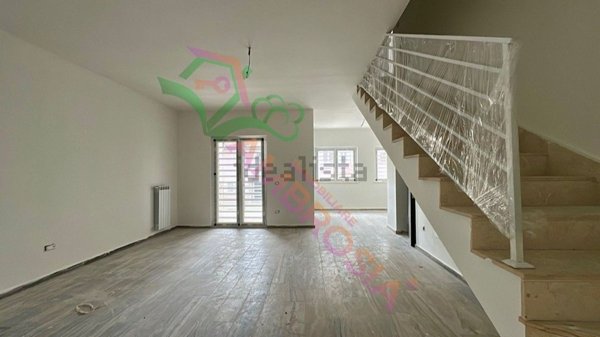 appartamento in vendita a Roma in zona Prenestino-Centocelle