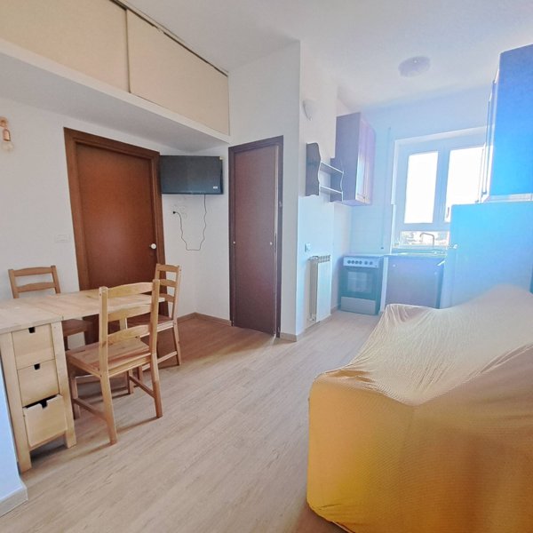 appartamento in vendita a Roma in zona Ostia