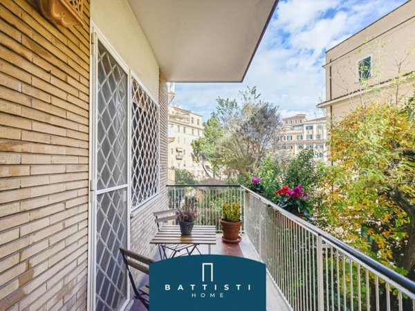 appartamento in vendita a Roma in zona Appio Latino