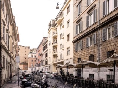 appartamento in vendita a Roma in zona Castro Pretorio