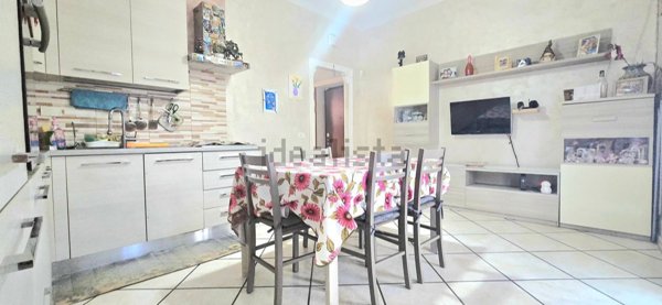 appartamento in vendita a Roma in zona Torre Angela