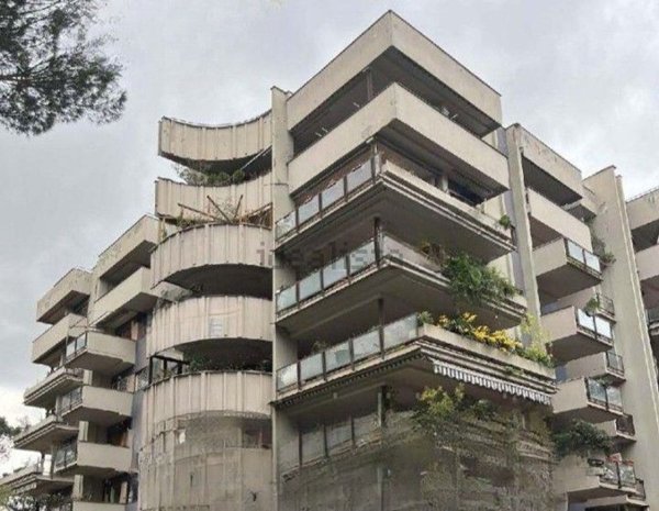 appartamento in vendita a Roma in zona Giuliano Dalmata