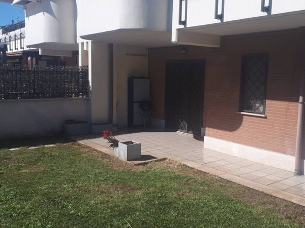 appartamento in vendita a Roma in zona Tor Vergata/Torrenova