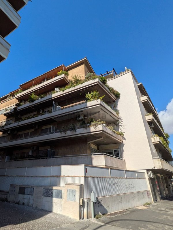 appartamento in vendita a Roma in zona Aurelio