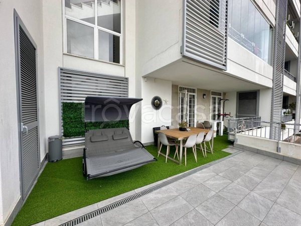 appartamento in vendita a Roma in zona Fonte Laurentina