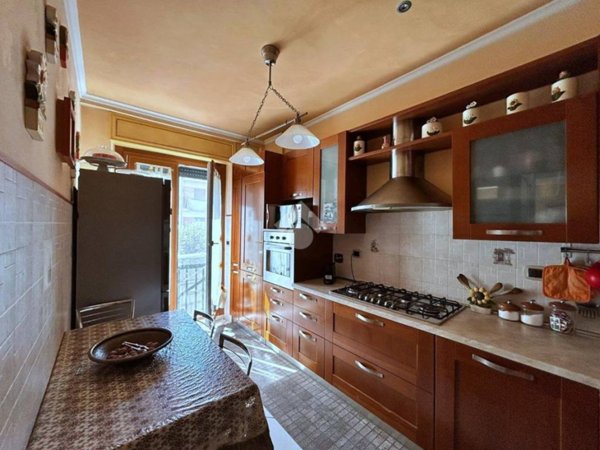appartamento in vendita a Roma in zona Appio Claudio