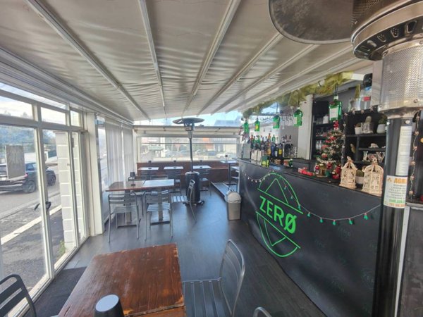 negozio in vendita a Roma in zona Tor di Quinto