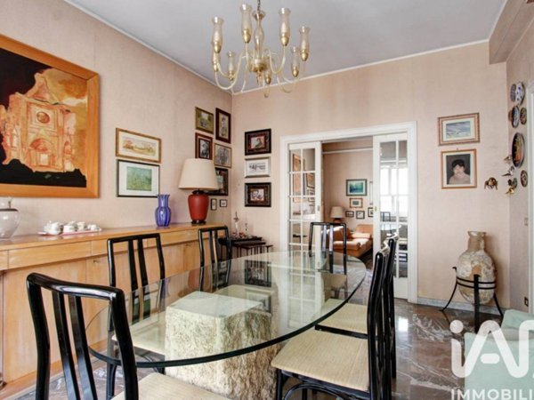 appartamento in vendita a Roma in zona Appio Latino