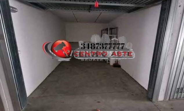 casa indipendente in vendita a Roma in zona Infernetto