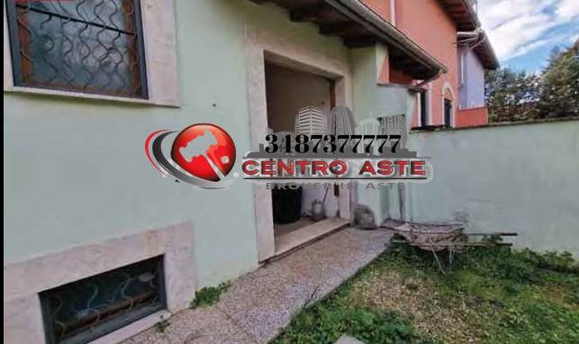 casa indipendente in vendita a Roma in zona Infernetto