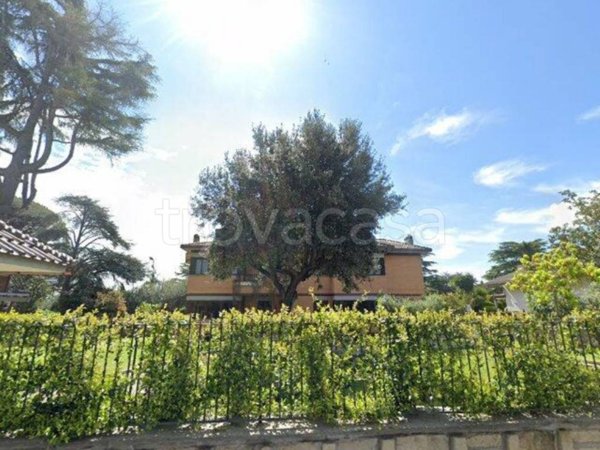 casa indipendente in vendita a Roma in zona Mezzocammino