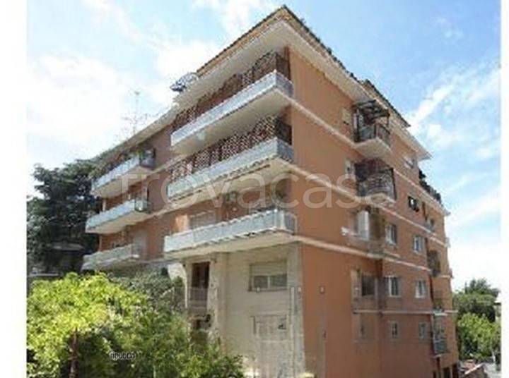 appartamento in vendita a Roma in zona Della Vittoria