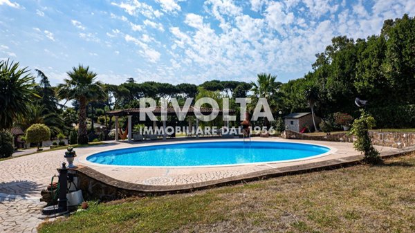 casa indipendente in vendita a Roma in zona La Giustiniana