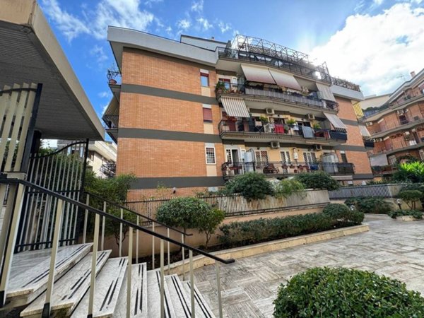 appartamento in vendita a Roma in zona Portuense