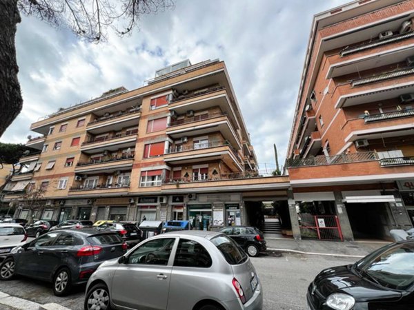 appartamento in vendita a Roma in zona Ostia