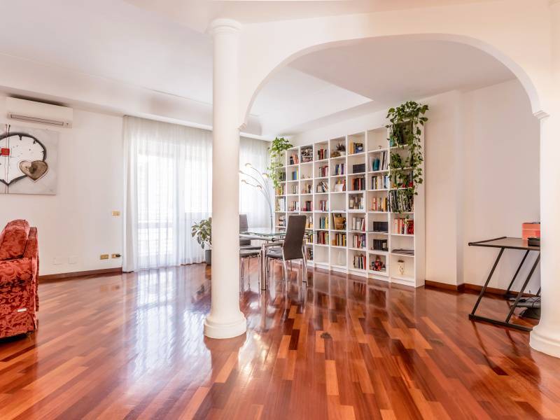 appartamento in vendita a Roma in zona EUR