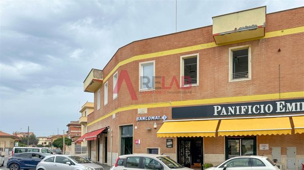 appartamento in vendita a Roma in zona Ostia