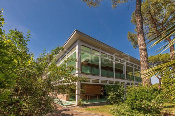 casa indipendente in vendita a Roma in zona EUR