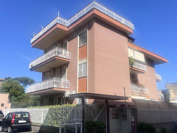 appartamento in vendita a Roma in zona Tor Sapienza