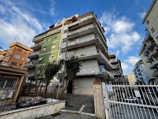 appartamento in vendita a Roma in zona Prenestino-Centocelle