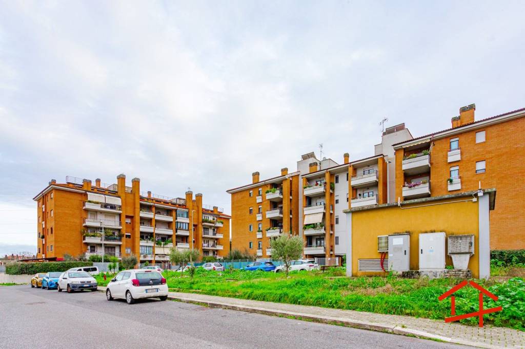 appartamento in vendita a Roma in zona Casalotti