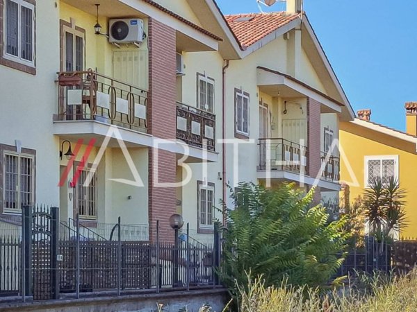 appartamento in vendita a Roma in zona Ponte di Nona