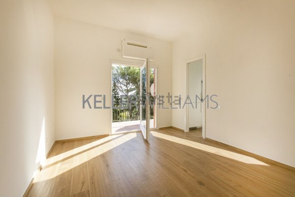 appartamento in vendita a Roma in zona Tomba di Nerone