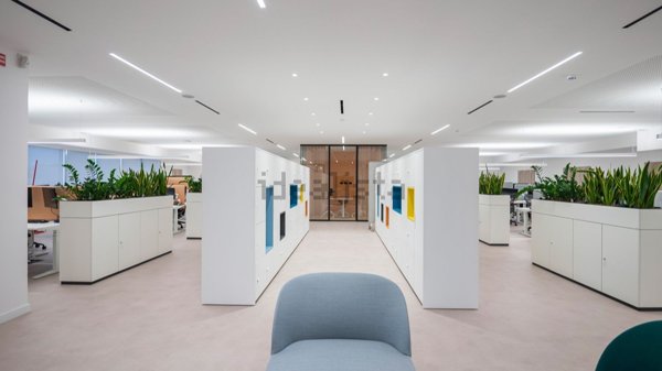 locale di sgombero in vendita a Roma in zona Romanina