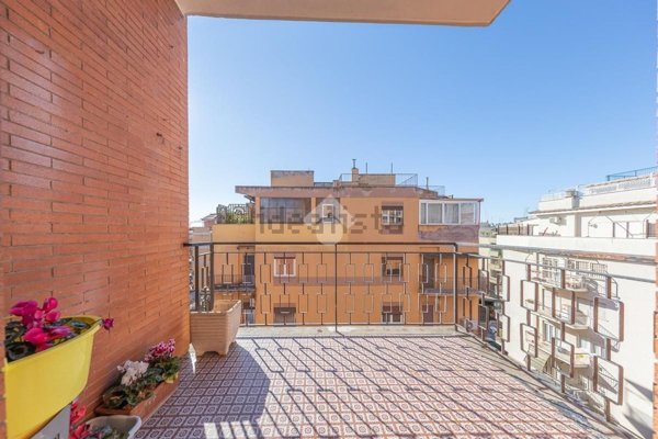 appartamento in vendita a Roma in zona Monte Sacro/Talenti