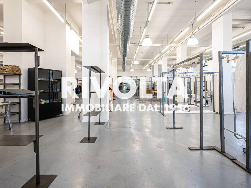 negozio in vendita a Roma in zona Aurelio