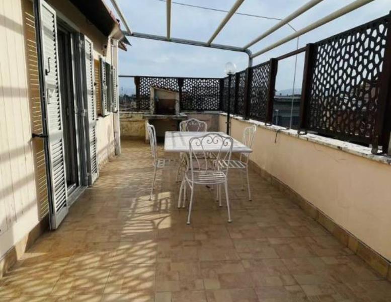 appartamento in vendita a Roma in zona Torre Maura