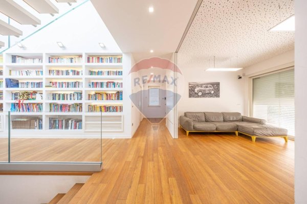 casa indipendente in vendita a Roma in zona Torre Gaia