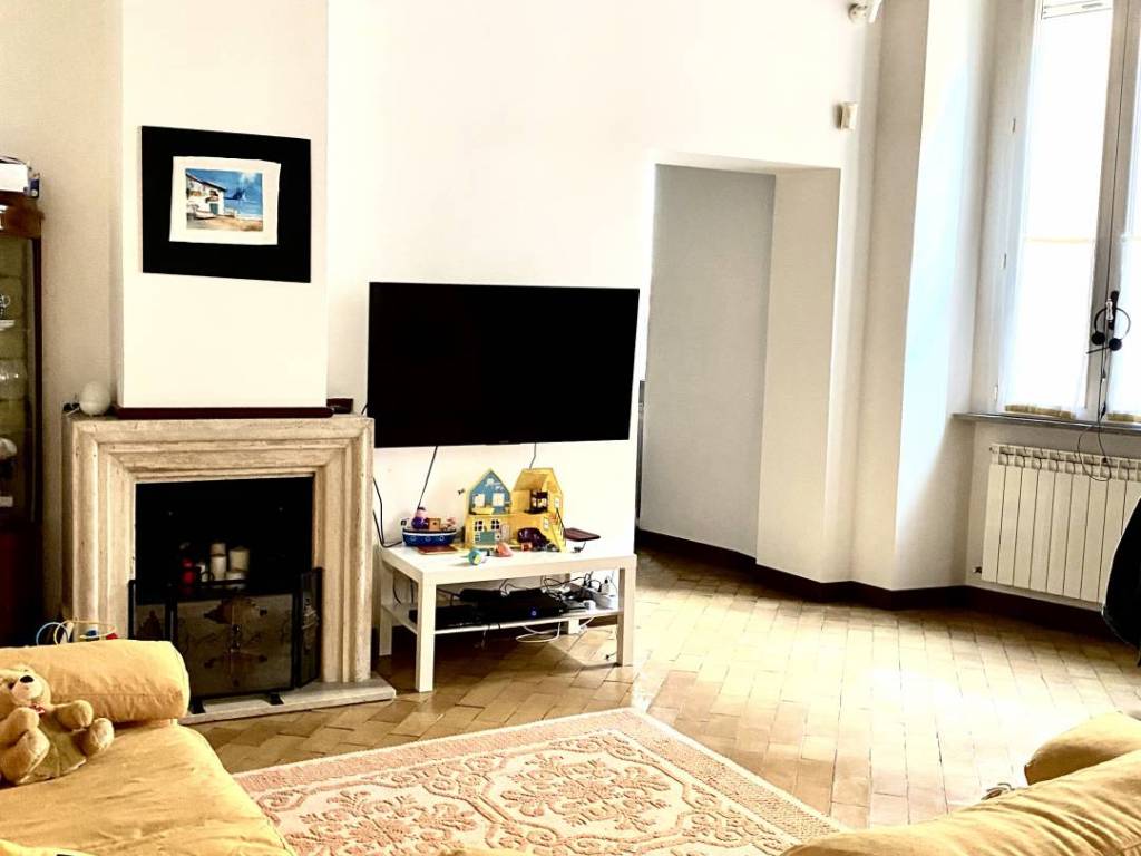 appartamento in vendita a Roma in zona Rione Regola