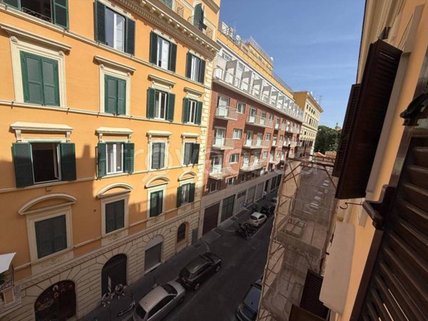 appartamento in vendita a Roma in zona Ludovisi/Sallustiano