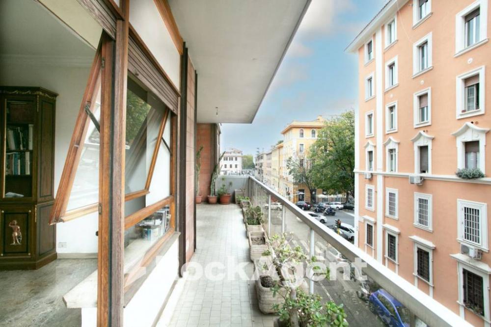 appartamento in vendita a Roma in zona Portuense